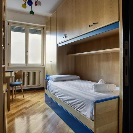 Apartment Joivy Attractive Flat Near Citylife *